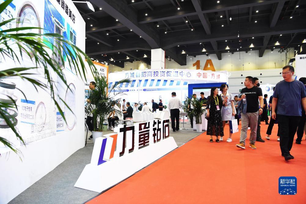 大满贯电子游戏网站1133